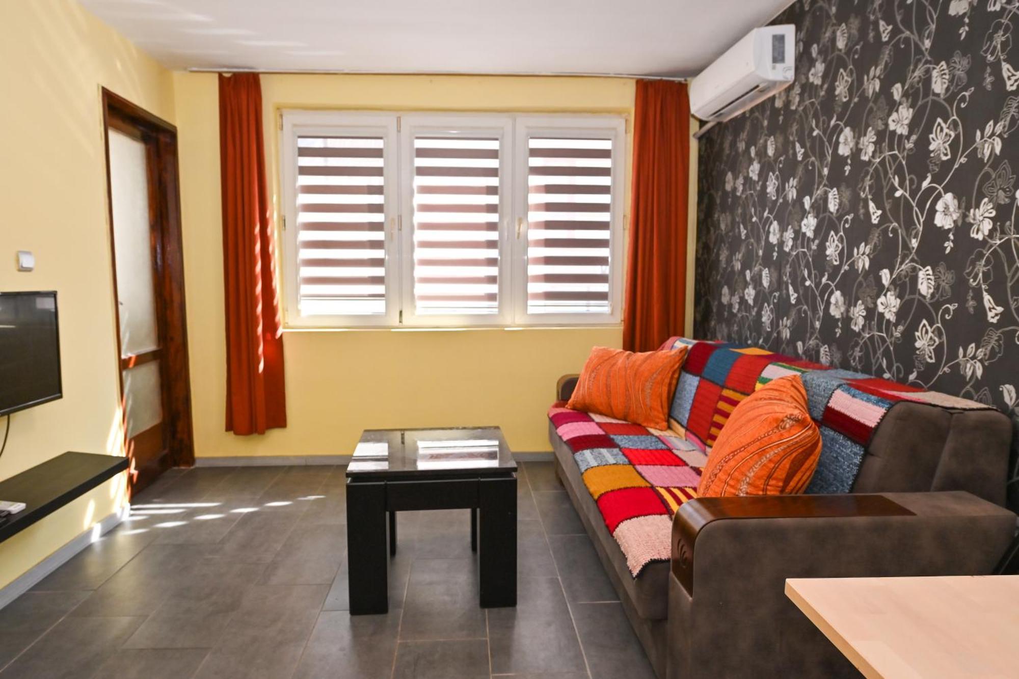 Eli Apartment Burgas Luaran gambar